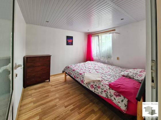 Image No.12-3 Bed House for sale