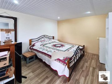 large1760952476