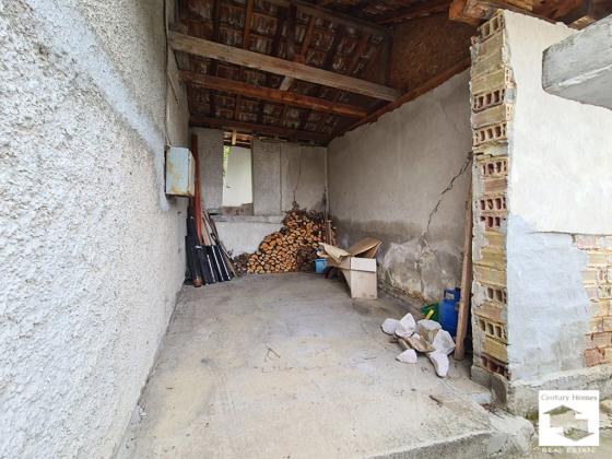 Image No.21-3 Bed House for sale