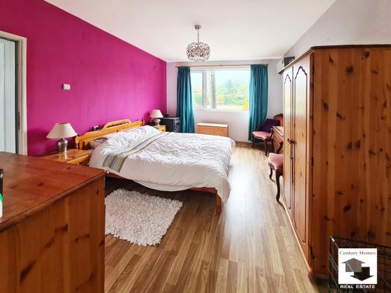 Image No.9-3 Bed House for sale