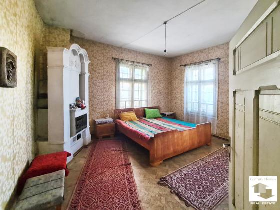 Image No.12-3 Bed House for sale