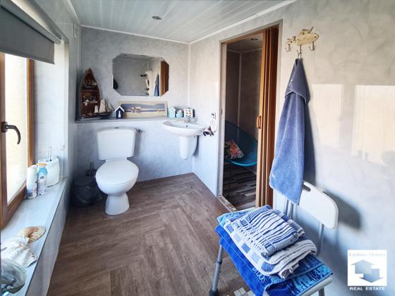 Image No.15-4 Bed House for sale