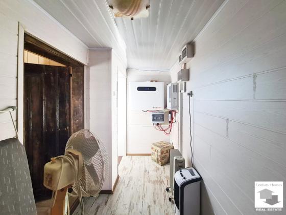 Image No.16-4 Bed House for sale