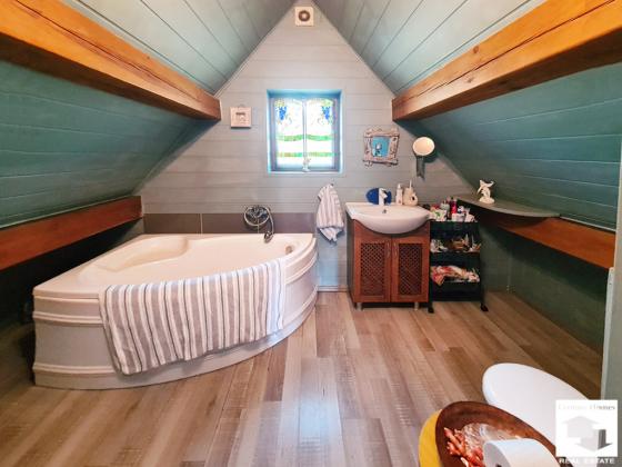 Image No.23-4 Bed House for sale