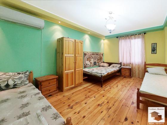 Image No.12-3 Bed House for sale