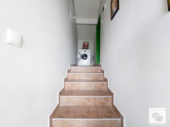 Image No.17-3 Bed House for sale