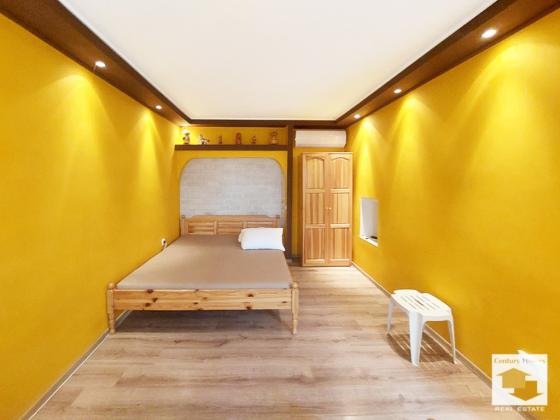 Image No.10-3 Bed House for sale