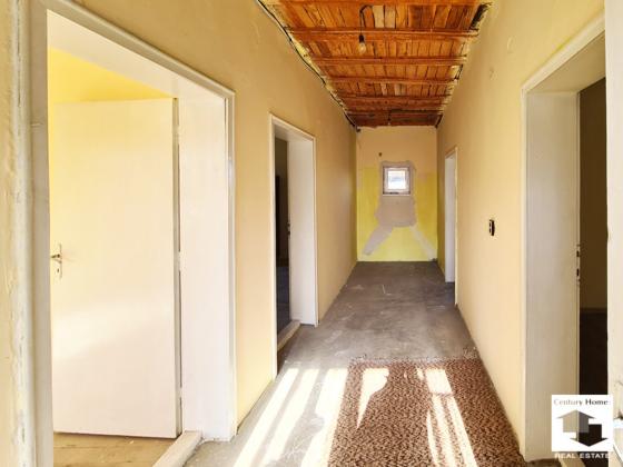 Image No.9-4 Bed House for sale