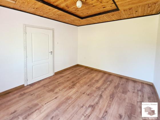 Image No.18-3 Bed House for sale
