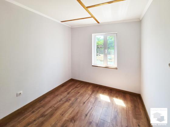 Image No.19-3 Bed House for sale