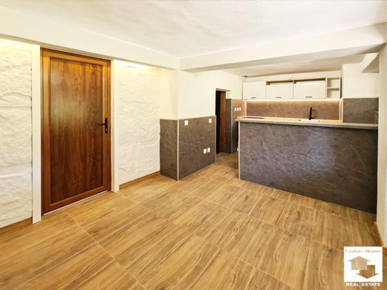 Image No.8-3 Bed House for sale
