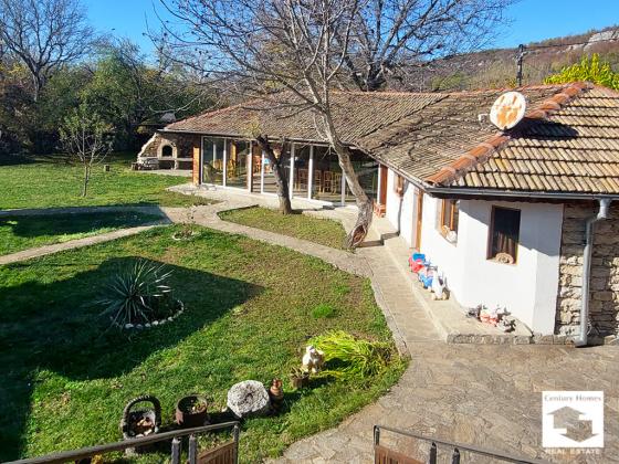 Image No.5-Maison de 8 chambres à vendre à Veliko Tarnovo