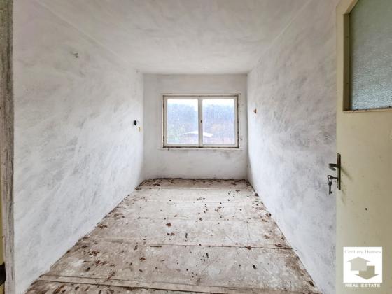 Image No.13-4 Bed House for sale