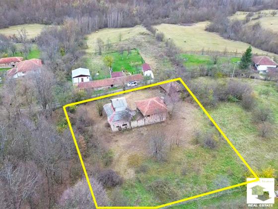 Image No.18-4 Bed House for sale