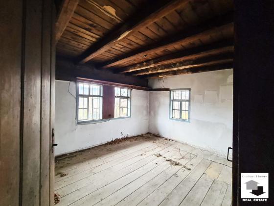 Image No.5-4 Bed House for sale