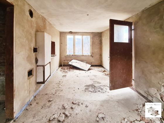 Image No.9-4 Bed House for sale