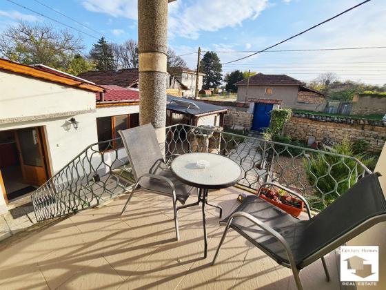 Image No.19-3 Bed House for sale