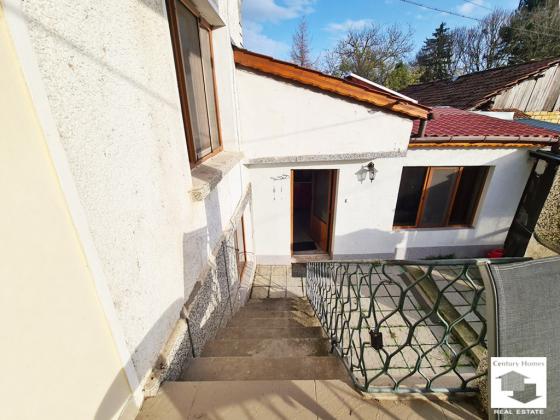 Image No.20-3 Bed House for sale