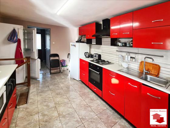 Image No.5-3 Bed House for sale