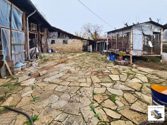 Image No.21-Maison de 4 chambres à vendre à Pavlikeni