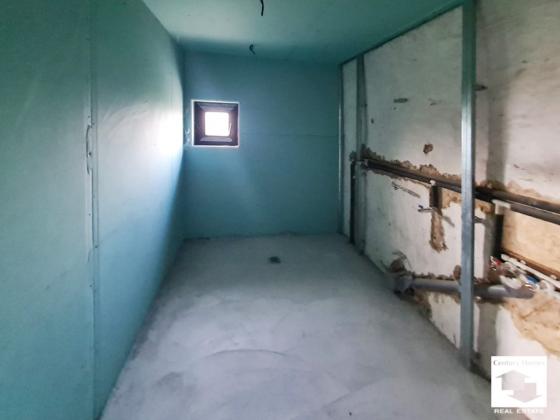 Image No.16-2 Bed House for sale