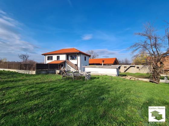 Image No.20-2 Bed House for sale