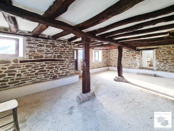 Image No.4-2 Bed House for sale