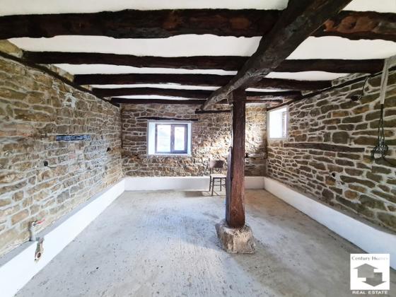 Image No.6-2 Bed House for sale