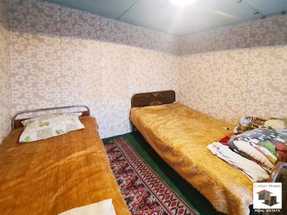 Image No.10-3 Bed House for sale