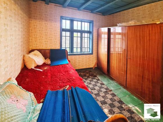 Image No.12-3 Bed House for sale