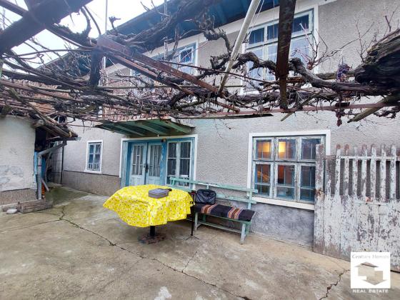 Image No.14-3 Bed House for sale