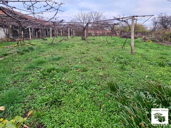 Image No.18-3 Bed House for sale