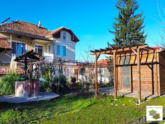 Image No.3-Maison de 3 chambres à vendre à Veliko Tarnovo