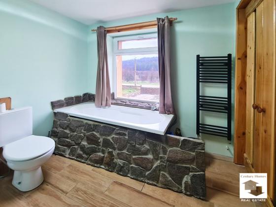 Image No.11-2 Bed House for sale