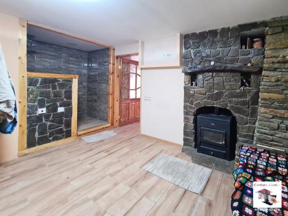 Image No.14-2 Bed House for sale