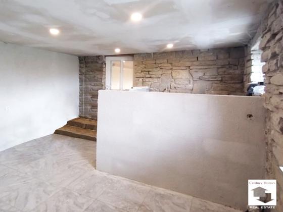 Image No.20-2 Bed House for sale