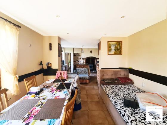 Image No.4-Maison de 4 chambres à vendre à Veliko Tarnovo