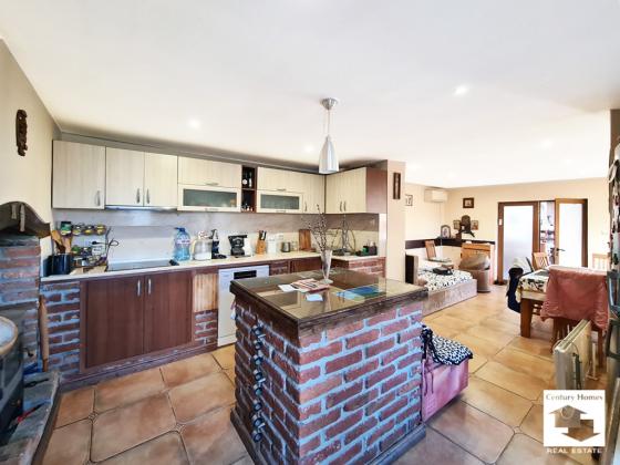 Image No.6-Maison de 4 chambres à vendre à Veliko Tarnovo