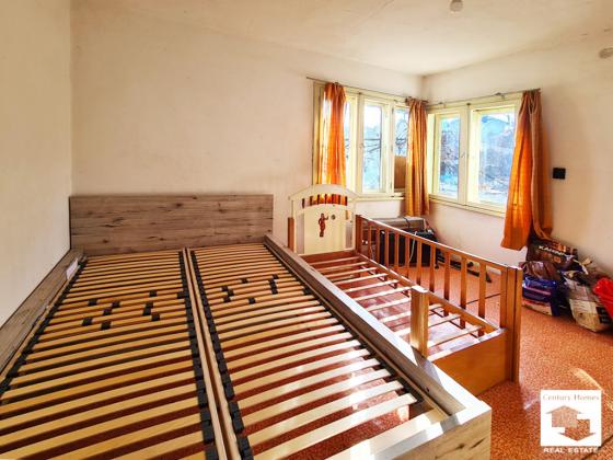 Image No.6-3 Bed House for sale