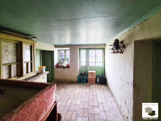 Image No.10-3 Bed House for sale