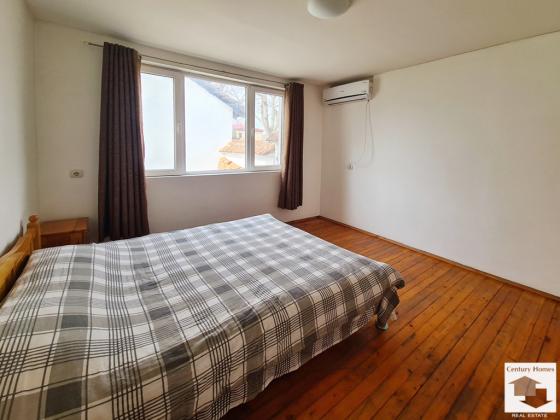 Image No.14-3 Bed House for sale