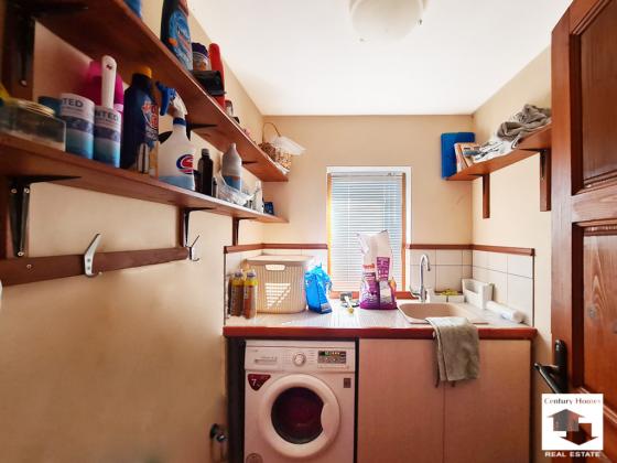 Image No.17-3 Bed House for sale