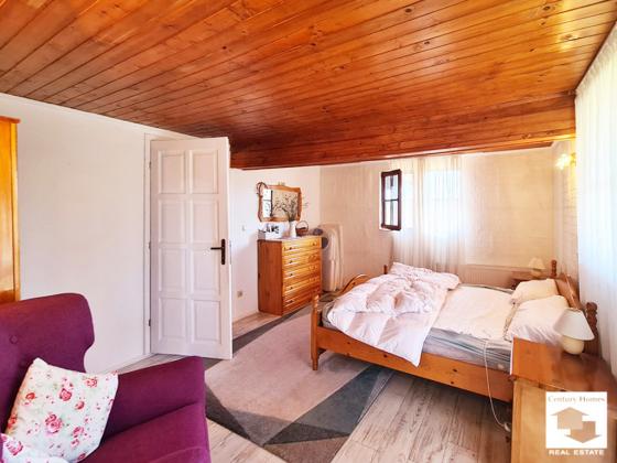 Image No.29-3 Bed House for sale