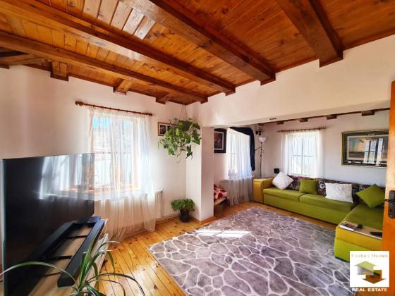 Image No.6-3 Bed House for sale