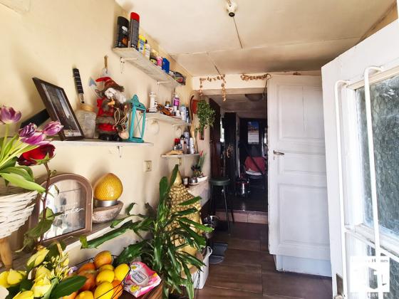 Image No.21-4 Bed House for sale