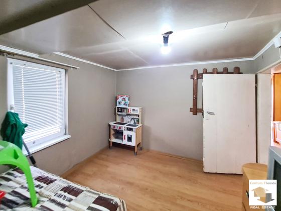 Image No.9-4 Bed House for sale