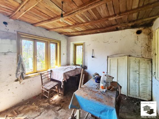 Image No.11-2 Bed House for sale