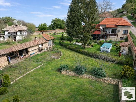 Image No.3-8 Bed House for sale