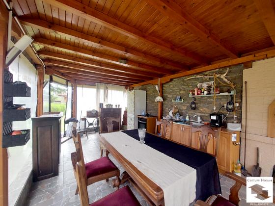 Image No.23-8 Bed House for sale