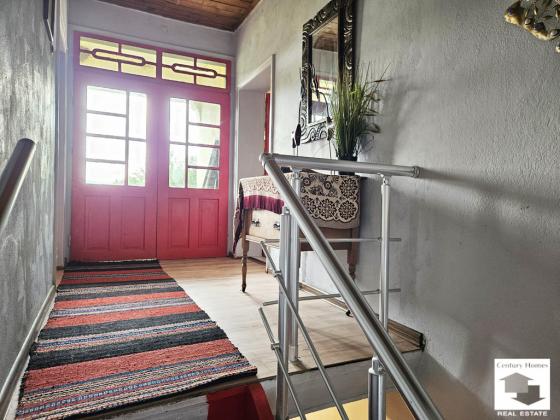 Image No.13-3 Bed House for sale